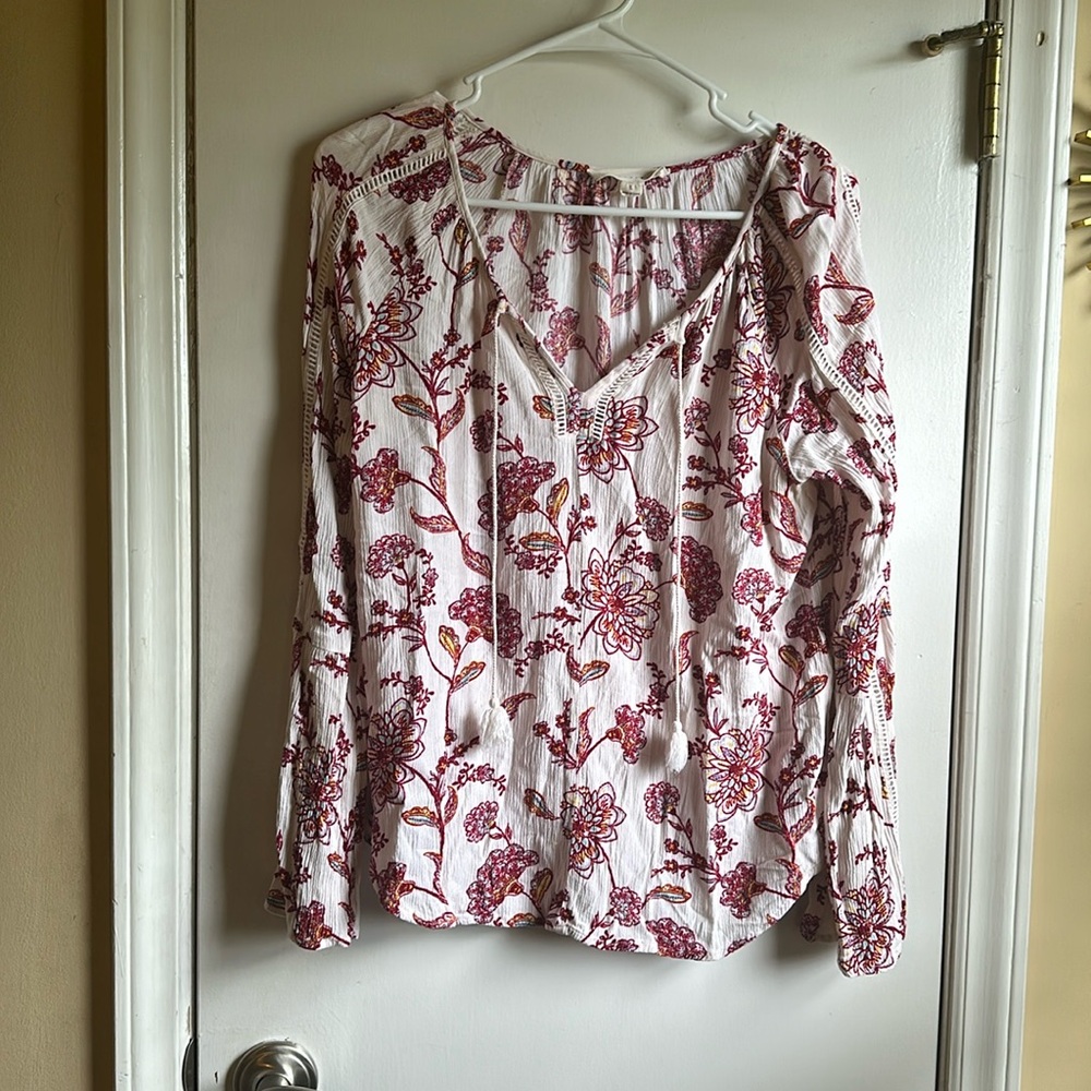 Love Stitch Floral Blouse - Red and White